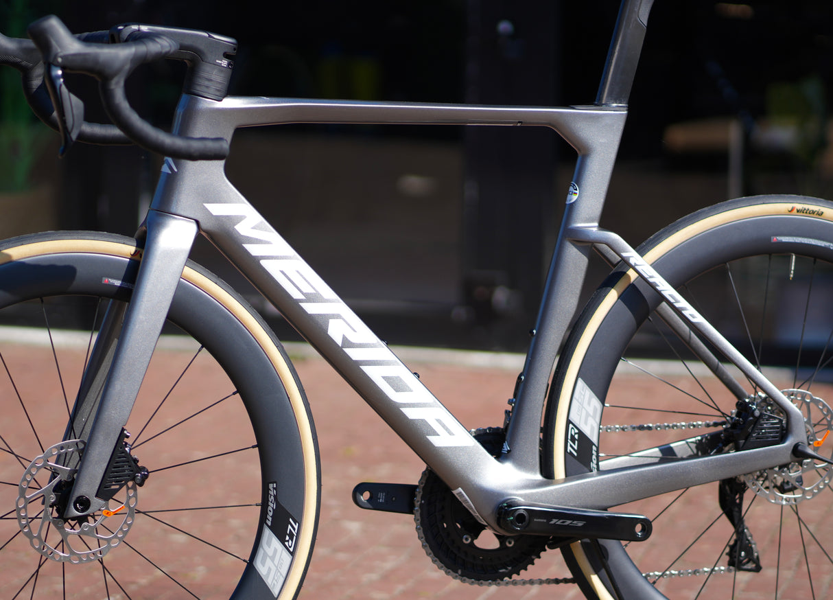 Merida Reacto 5000 Racefiets Carbon 105 2025