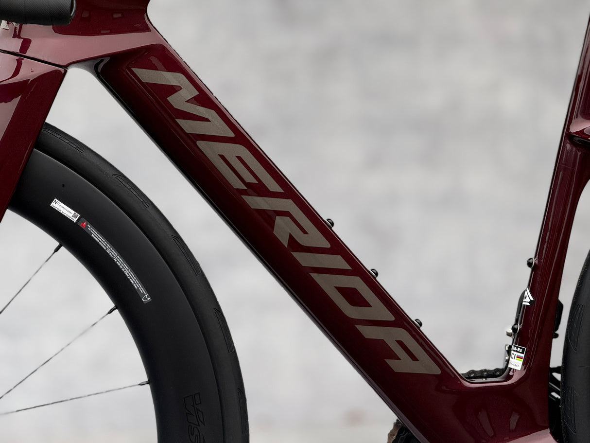 Merida Reacto 6000 Road Bike Carbon 105 (Passion Red Grey)