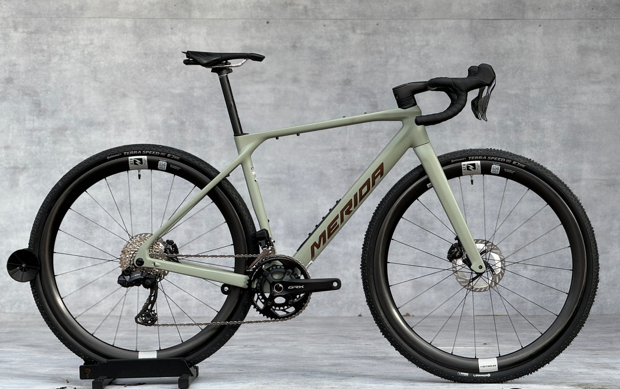 Merida Mission 7000 Matt Early Moss Grey 2026