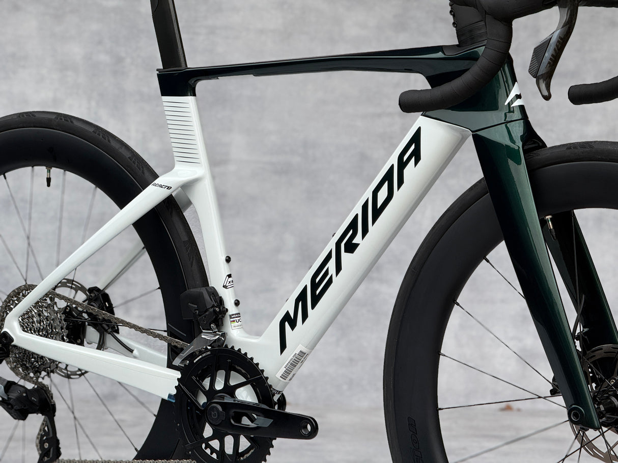 Merida Reacto 7000 Racefiets Carbon Sram (Glossy Pearl White Halo Green)