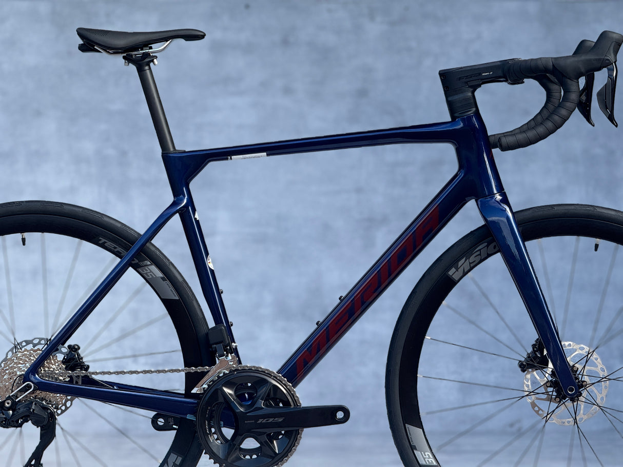 Merida Scultura 5000 Racefiets Carbon 105 2026