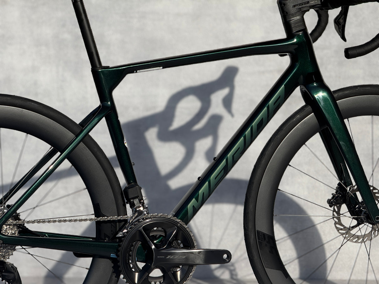 Merida Scultura 6000 Racefiets Carbon 105 Di2 2026