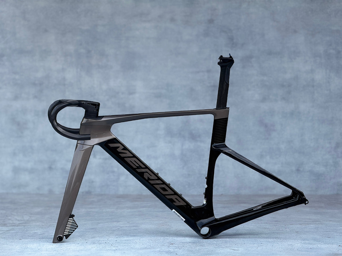 Merida Reacto 8000 Black-Grey Frameset