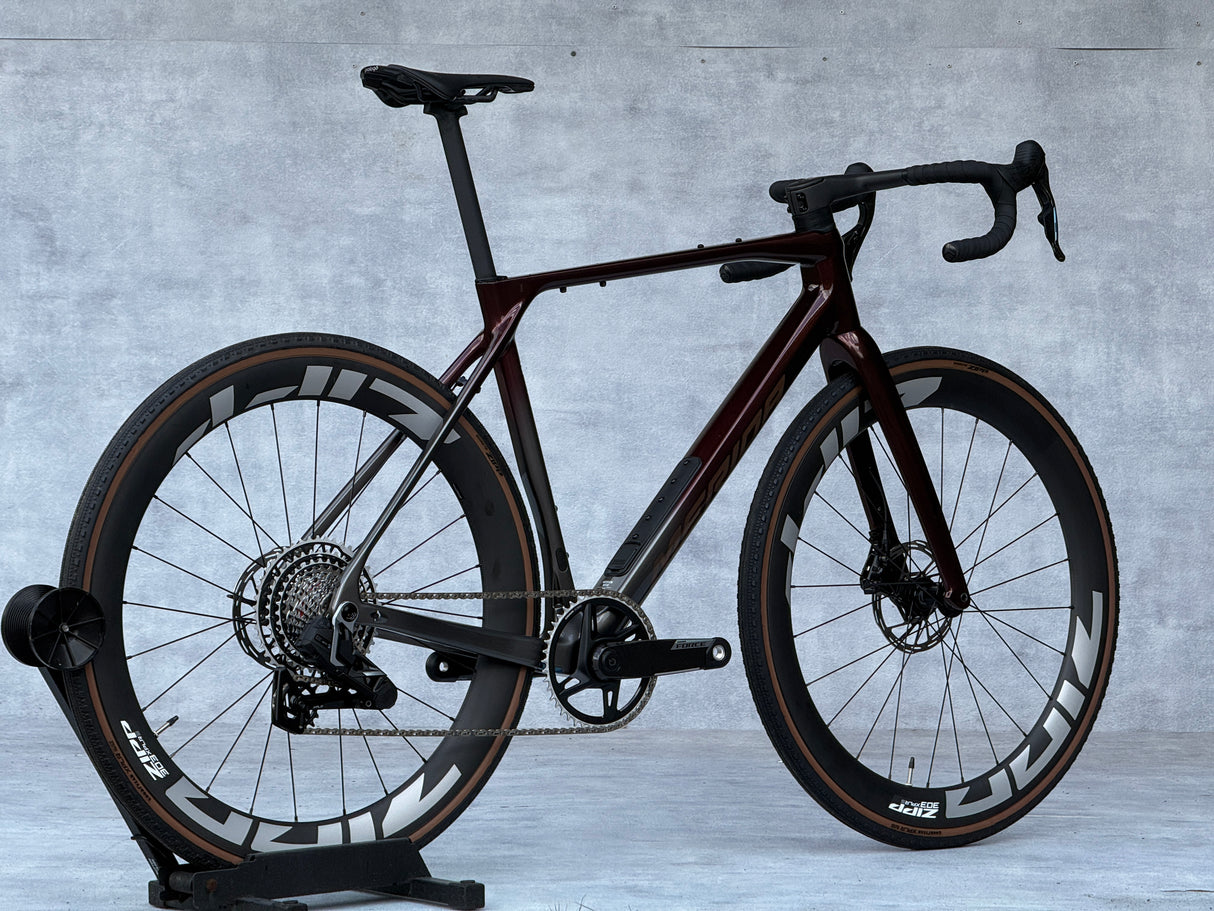 Merida Mission 9000 Wildberry/Gunmetal Grey 2026