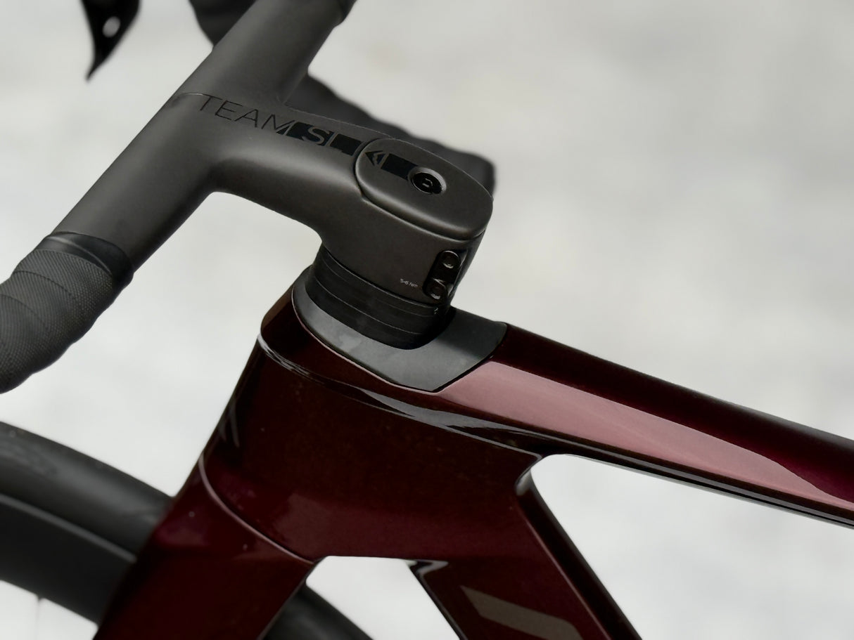 Merida Reacto 6000 Road Bike Carbon 105 (Passion Red Grey)