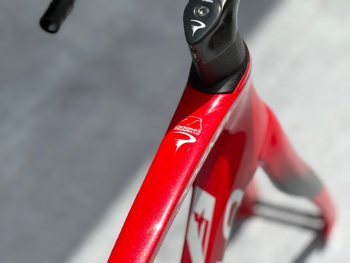 Pinarello Dogma F 54 frameset+stuur