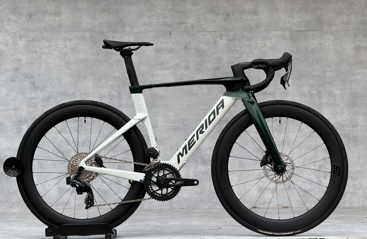 Merida Reacto 7000 Racefiets Carbon Sram (Glossy Pearl White Halo Green)