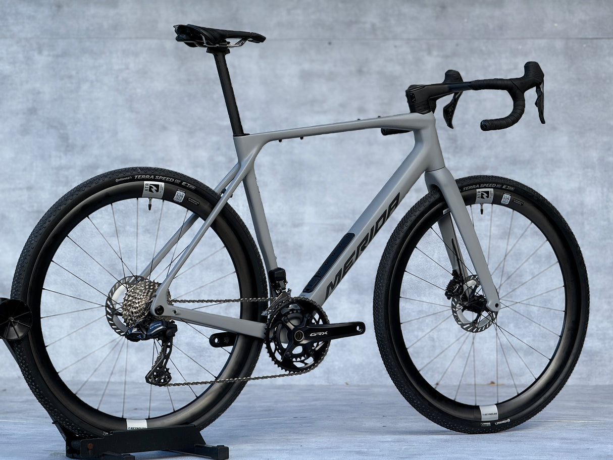 Merida Mission 7000 Silk Grey 2026