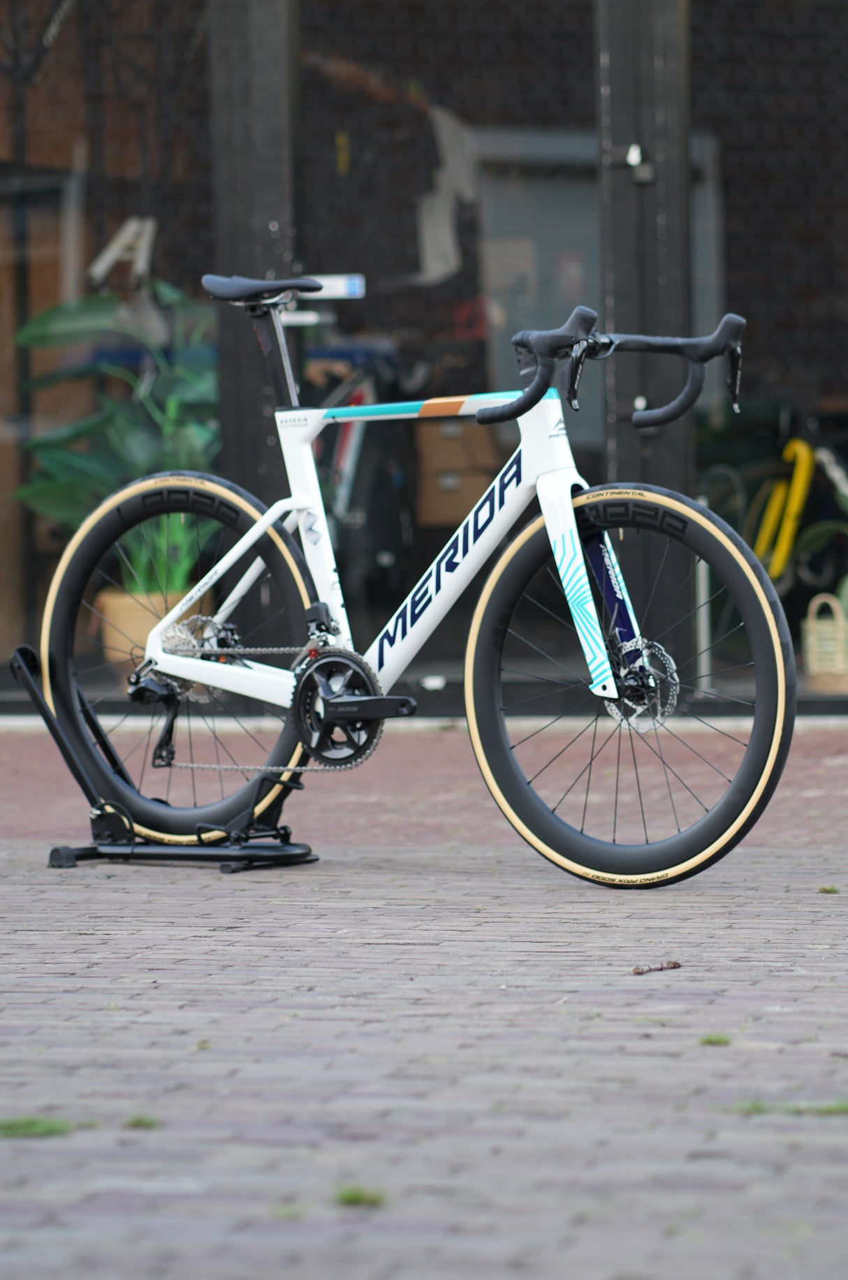 Merida Reacto 6000 Di2 met Carbon wielen