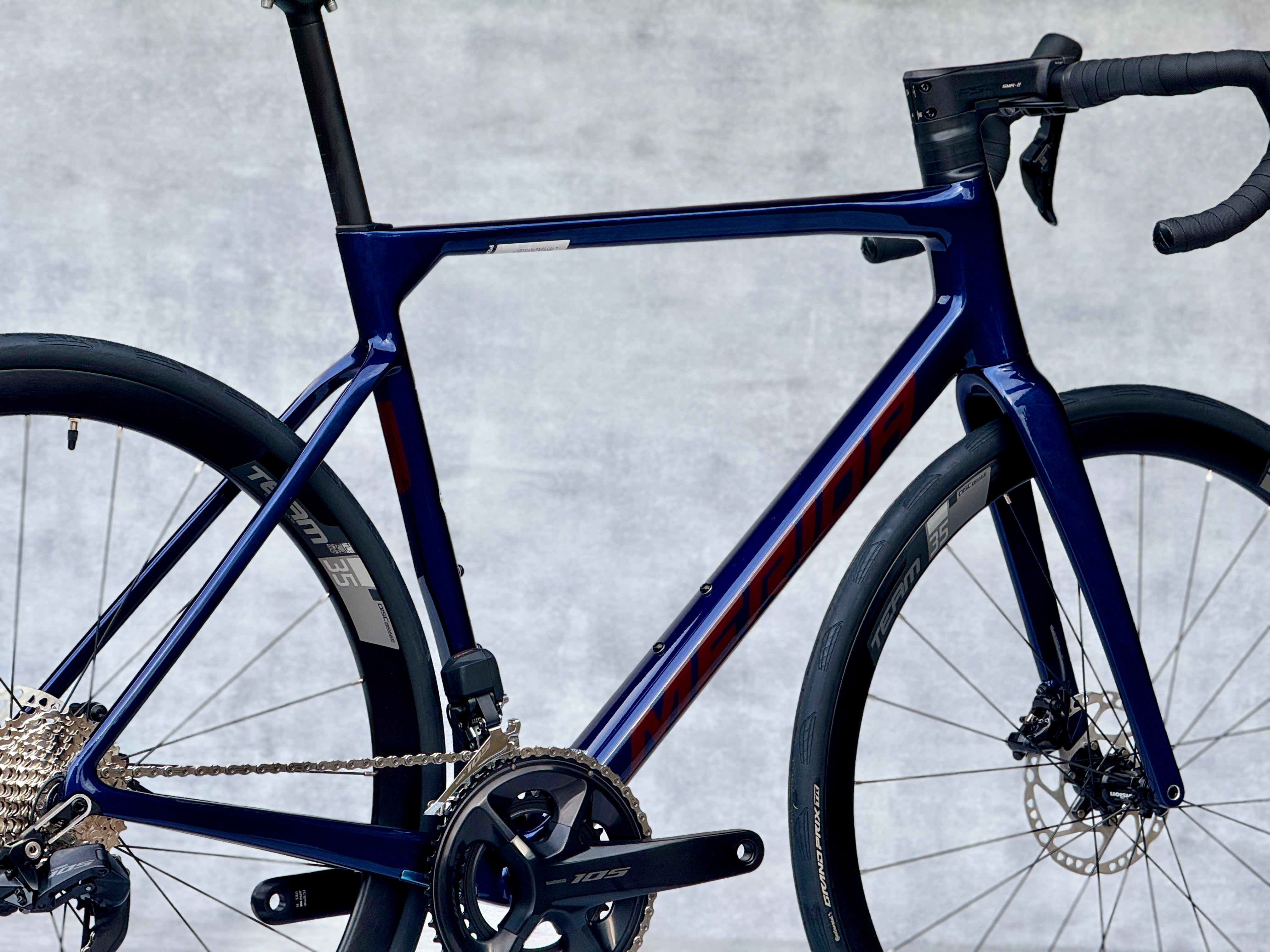 Merida Scultura 5000 (2026) – Carbon Racefiets 105 – Bykz