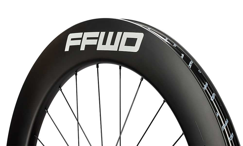 FFWD RYOT 77 Carbon Wielset - Disc - Aero