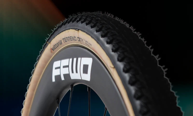 FFWD TYRO 2.0 Carbon Wielset - Disc - All-round