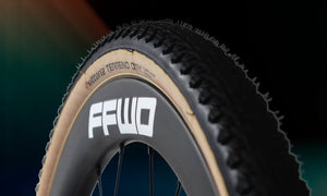FFWD TYRO 2.0 Carbon Wielset - Disc - All-round