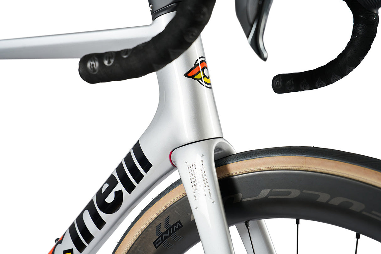 Cinelli Pressure 2 Racefiets Carbon 105 2026